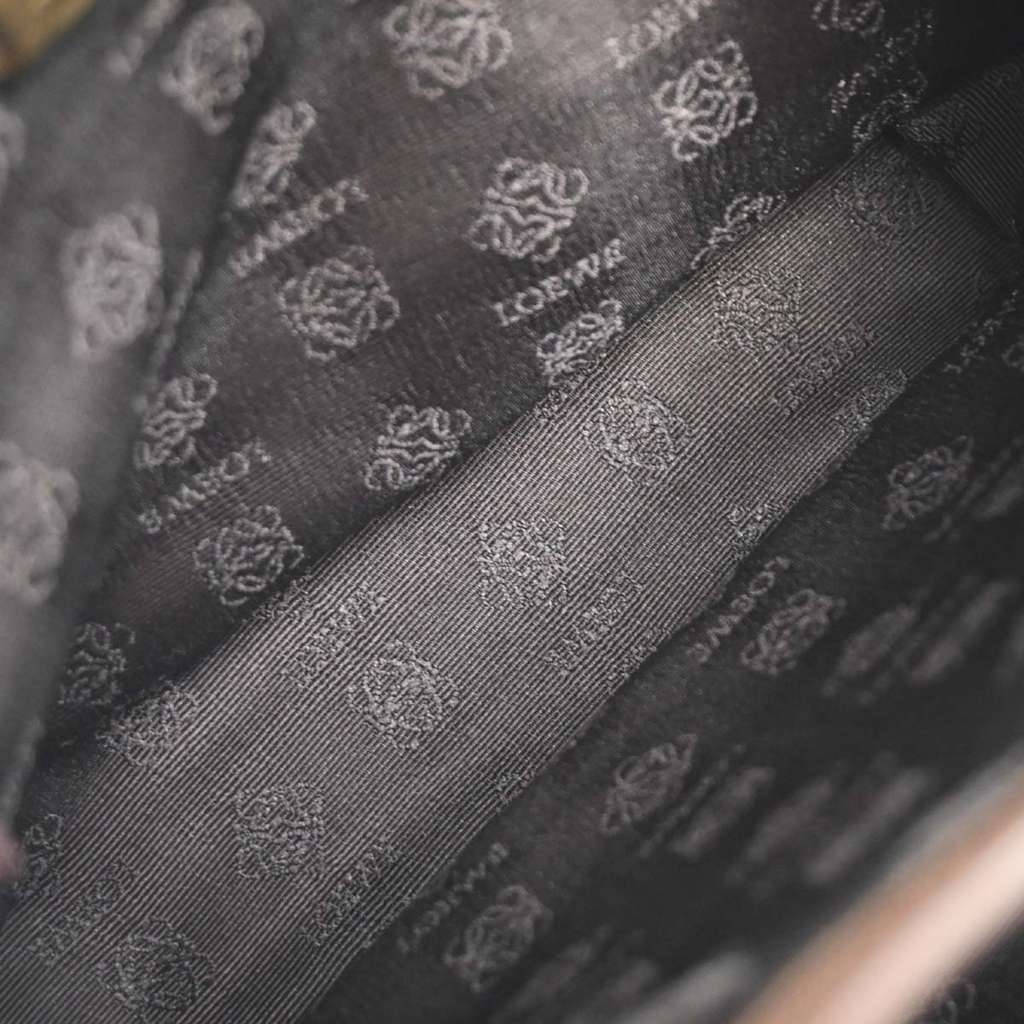 Loewe Anagram handbag Brown Leather Good condition - Inside View