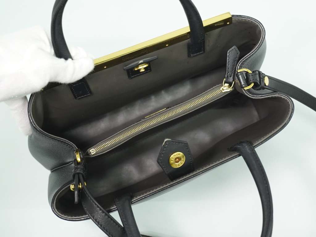 Fendi 2Jours Bag Black Leather Good condition - Model View