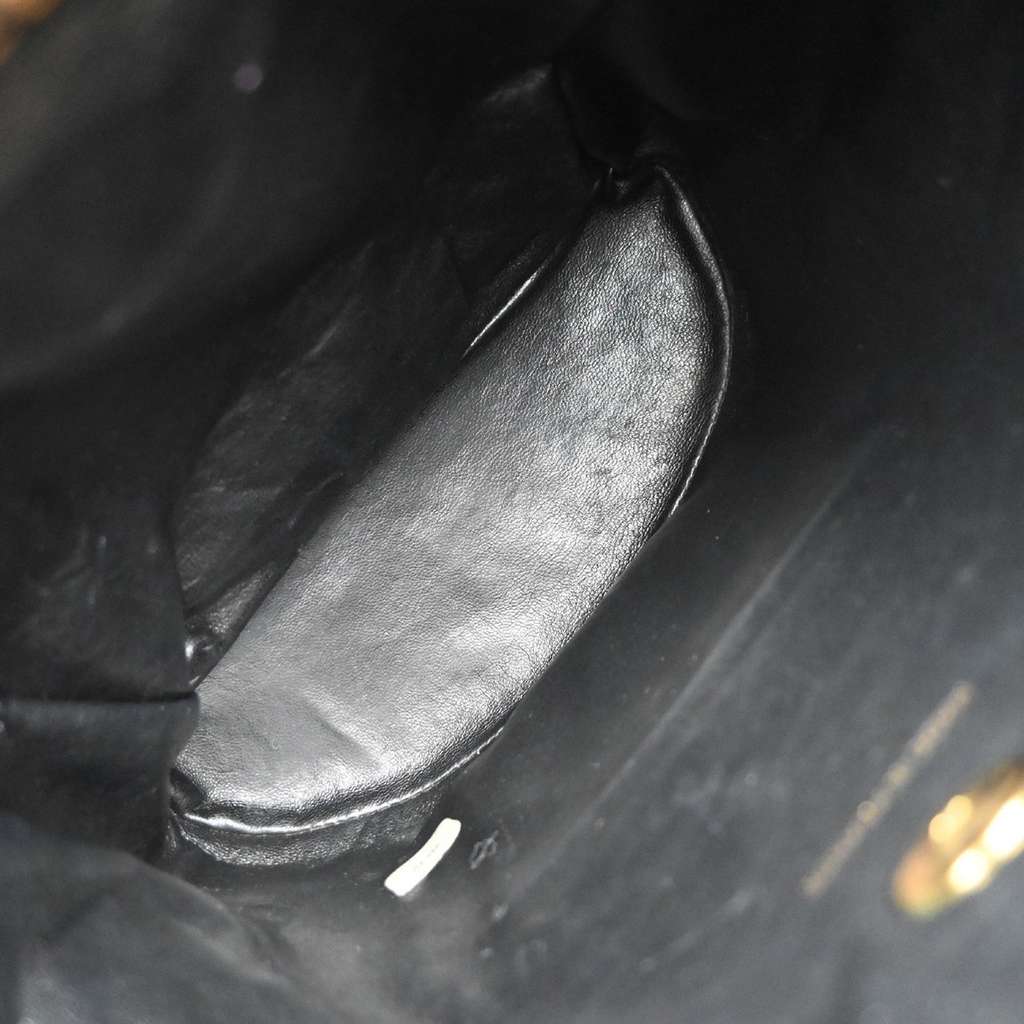 Chanel Duma Drawstring Backpack Black Leather Good condition - Box View