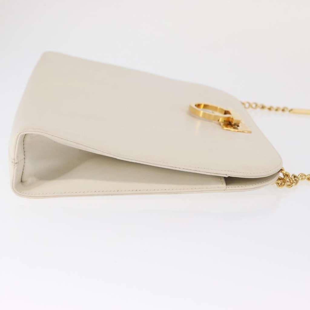 Salvatore Ferragamo Vintage Chain Shoulder Bag White Leather Good condition - Inside View