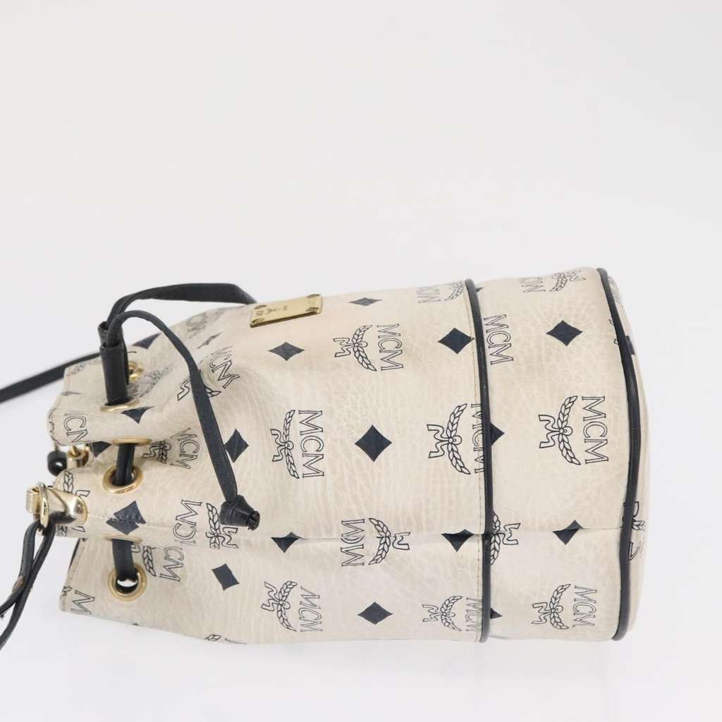 Mcm Drawstring Shoulder Bag White Good condition - Model View
