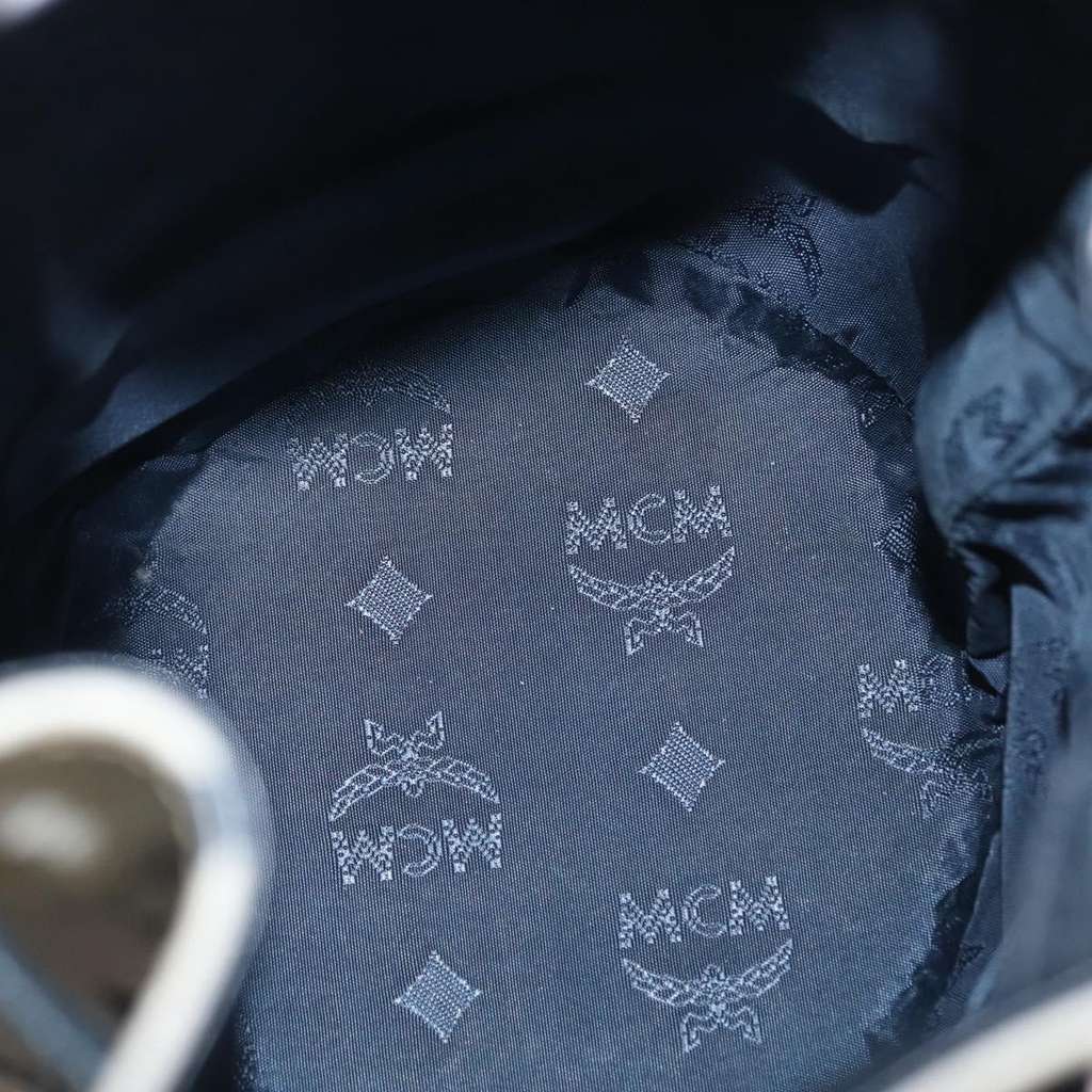 Mcm Drawstring Shoulder Bag White Good condition - Box View