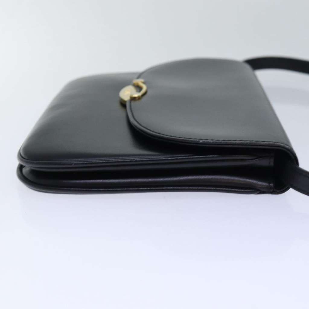 Bally Vintage Shoulder Bag Black Leather Good condition - Model View