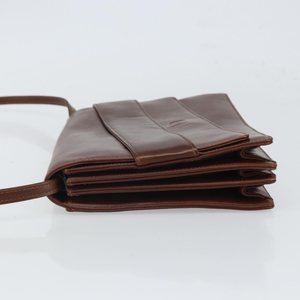 Valentino Garavani Vintage shoulder bag Brown Leather Good condition - Model View