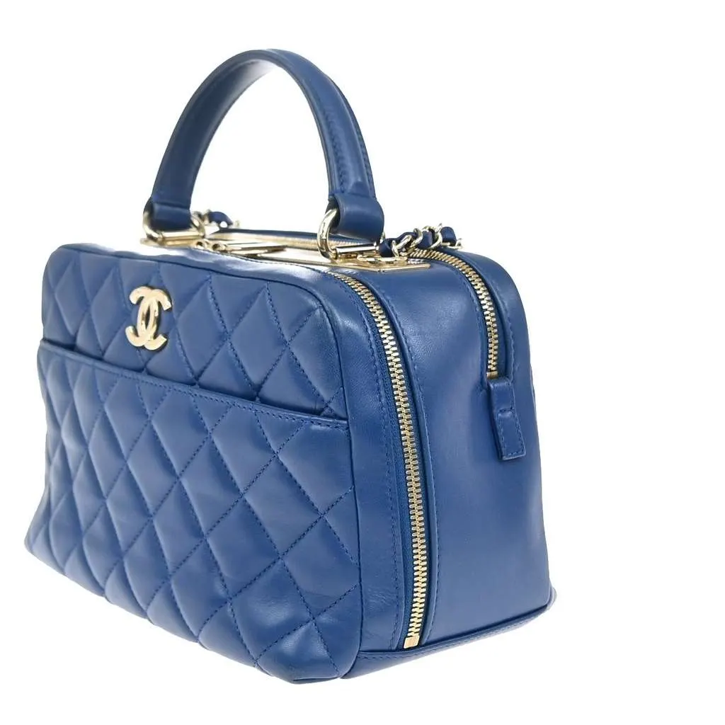 Chanel Trendy CC Bowling Bag Blue Leather Good - Inside View