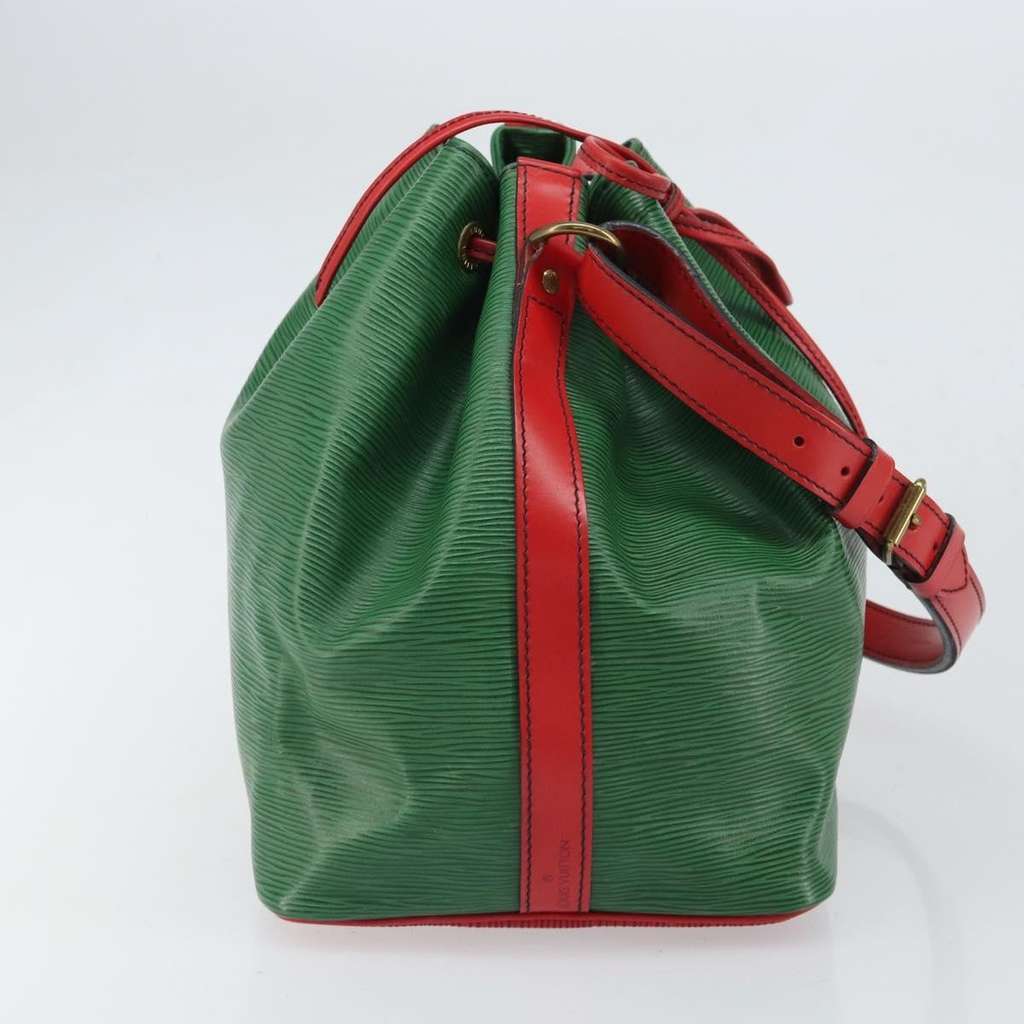 Louis Vuitton Bicolor Petit Noe Handbag Green Leather Good condition - Model View
