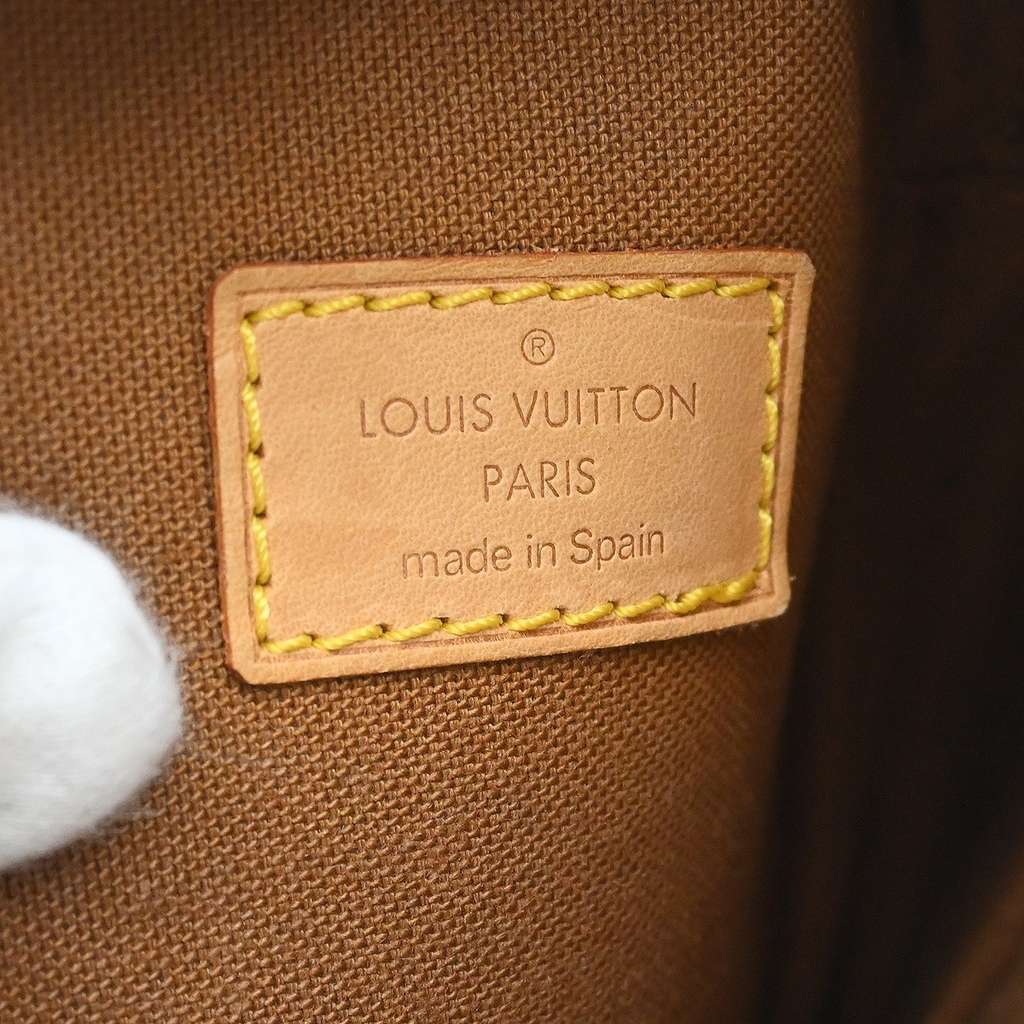 Louis Vuitton Pochette Gange Brown Canvas Good condition - Model View