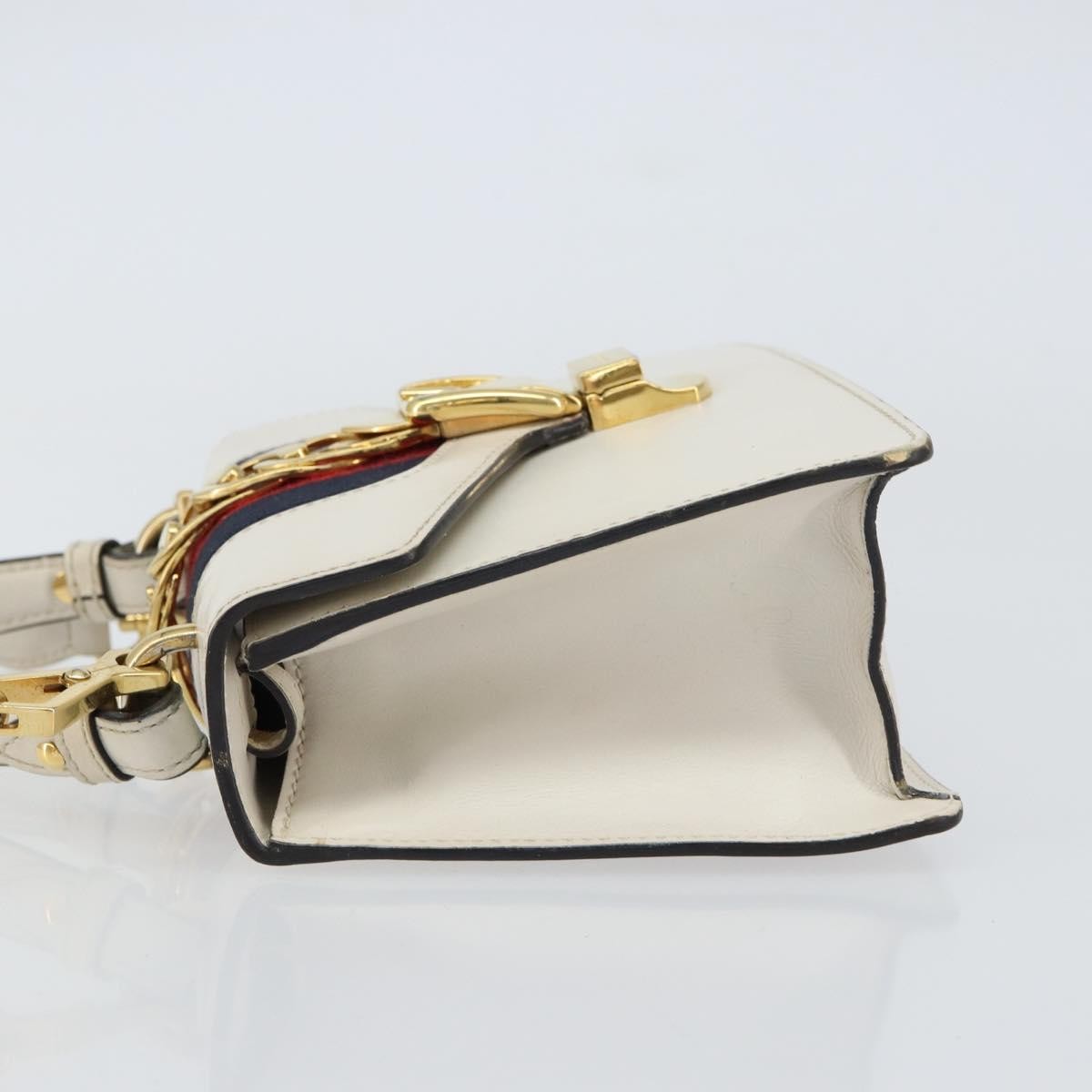 Gucci Sylvie Top Handle Bag White Leather Good condition - Model View