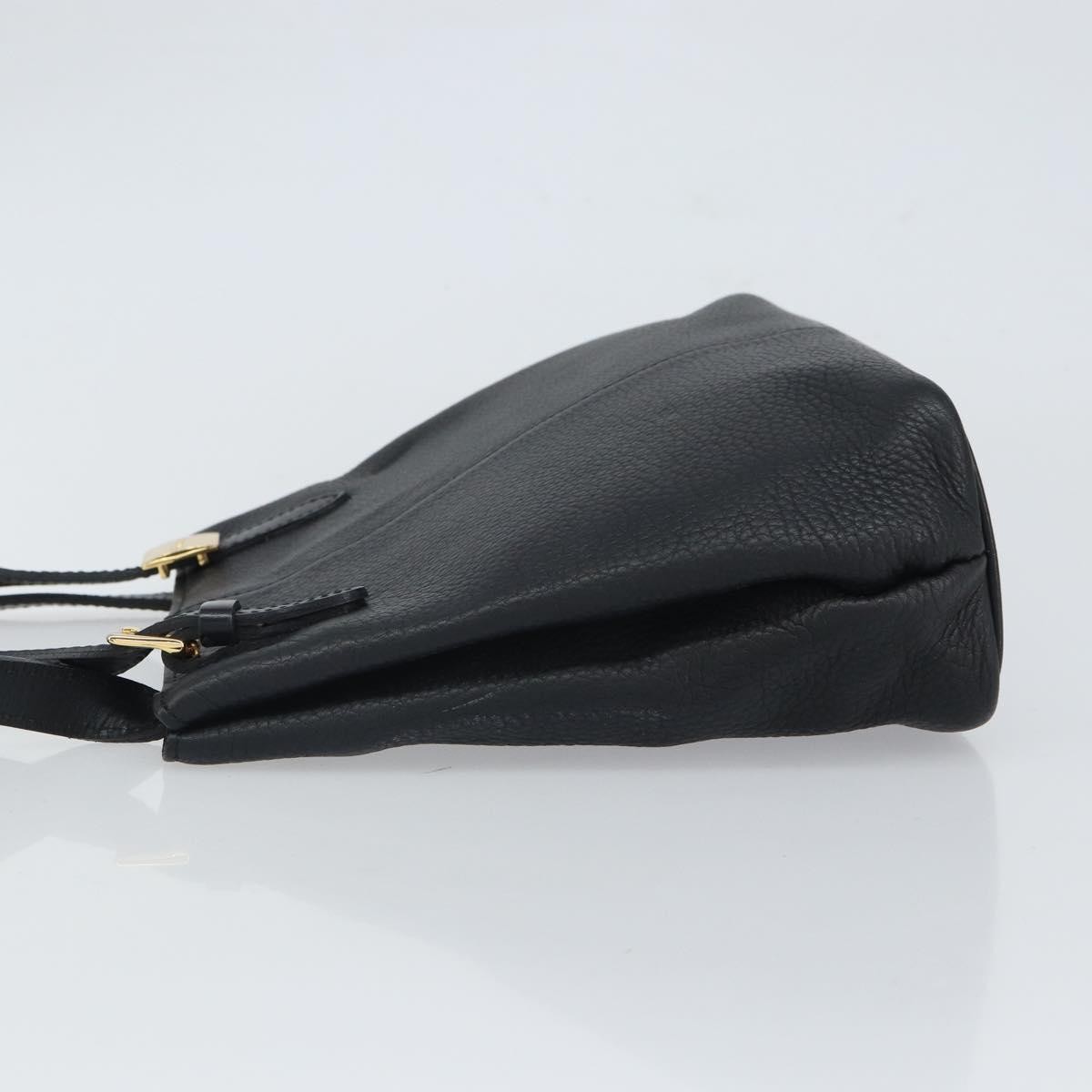 Burberry Vintage Shoulder Bag Black Leather Good condition - Model View