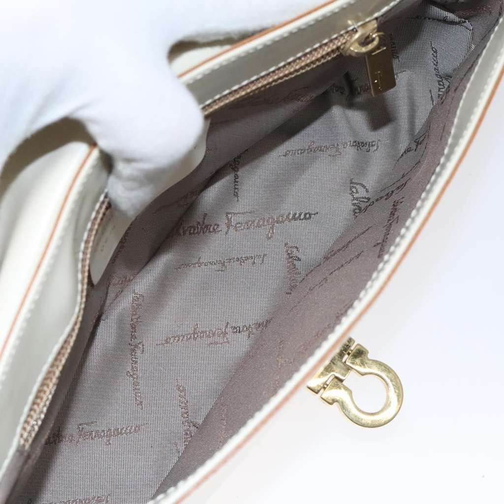 Salvatore Ferragamo Gancini handbag Beige Leather Good condition - Box View