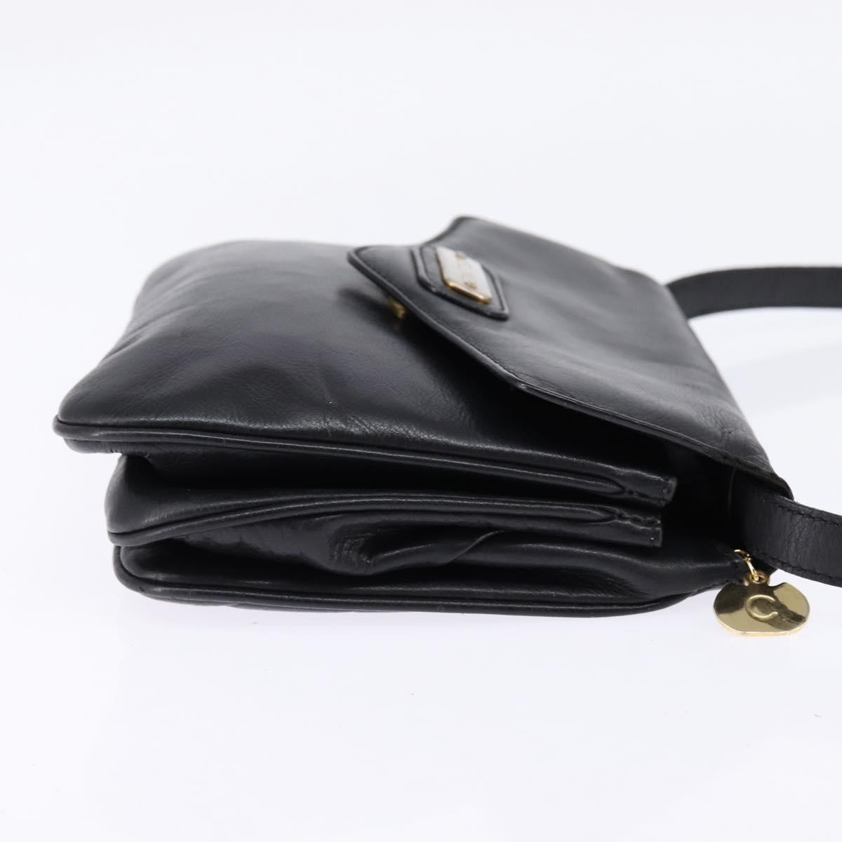Celine Shoulder Bag Black Leather Good condition - Model View