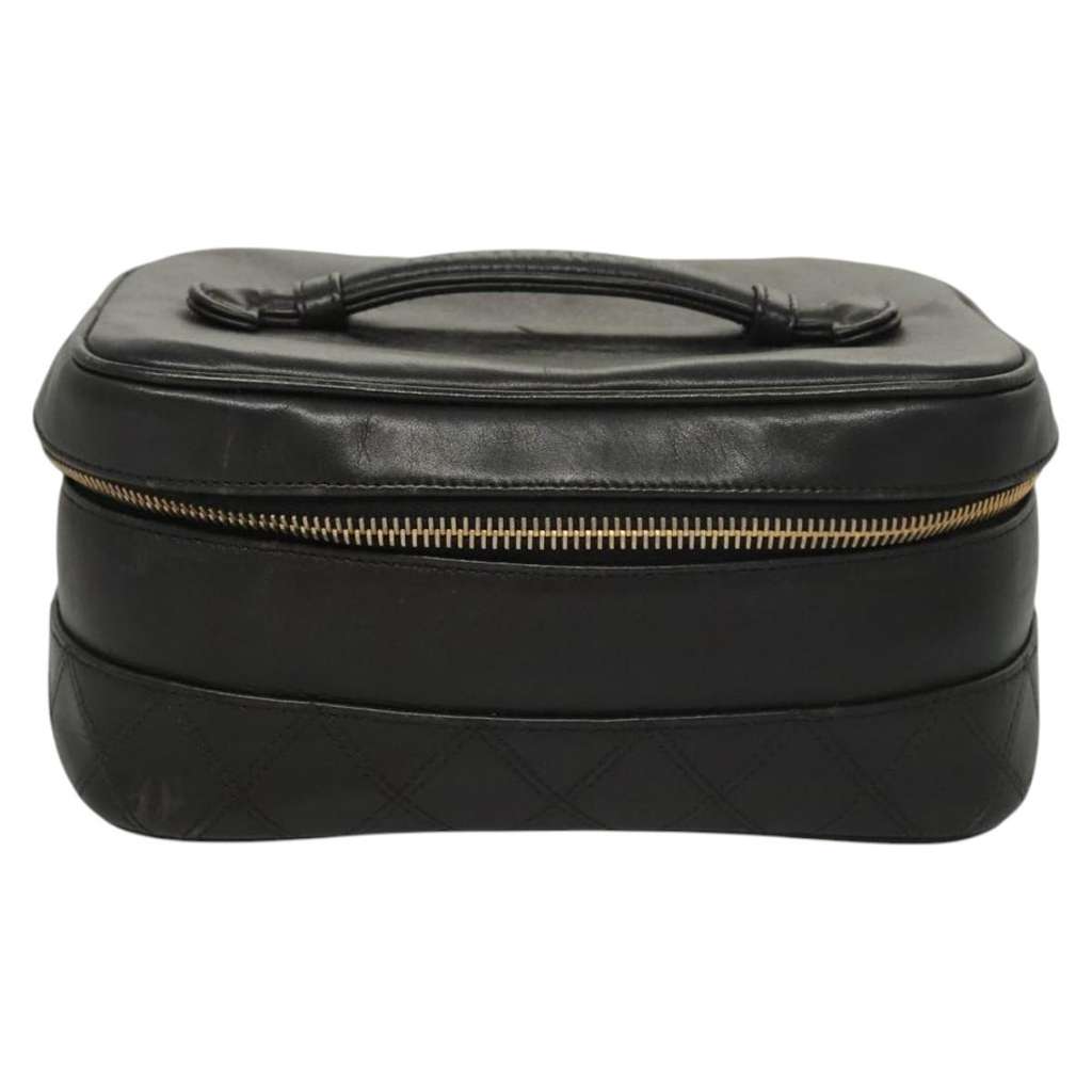 Chanel Vanity pouch Black Leather Good condition - Back View