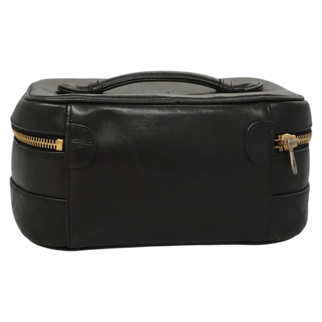 Chanel Vanity pouch Black Leather Good condition - Inside View
