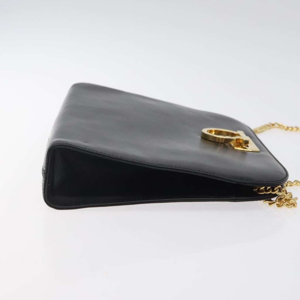 Salvatore Ferragamo Vintage Gancini Chain Shoulder Bag Black Leather Good condition - Inside View