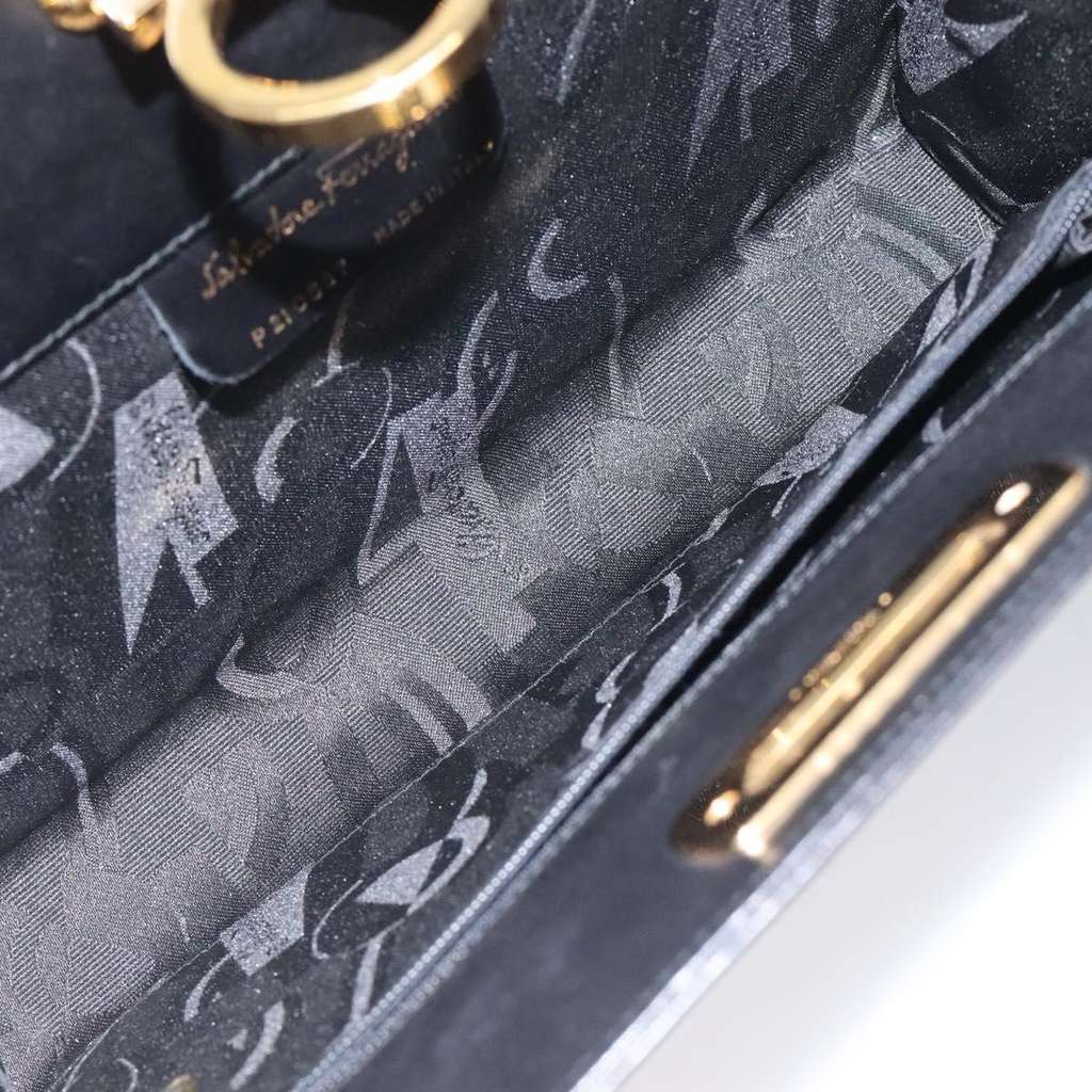 Salvatore Ferragamo Vintage Gancini Chain Shoulder Bag Black Leather Good condition - Box View