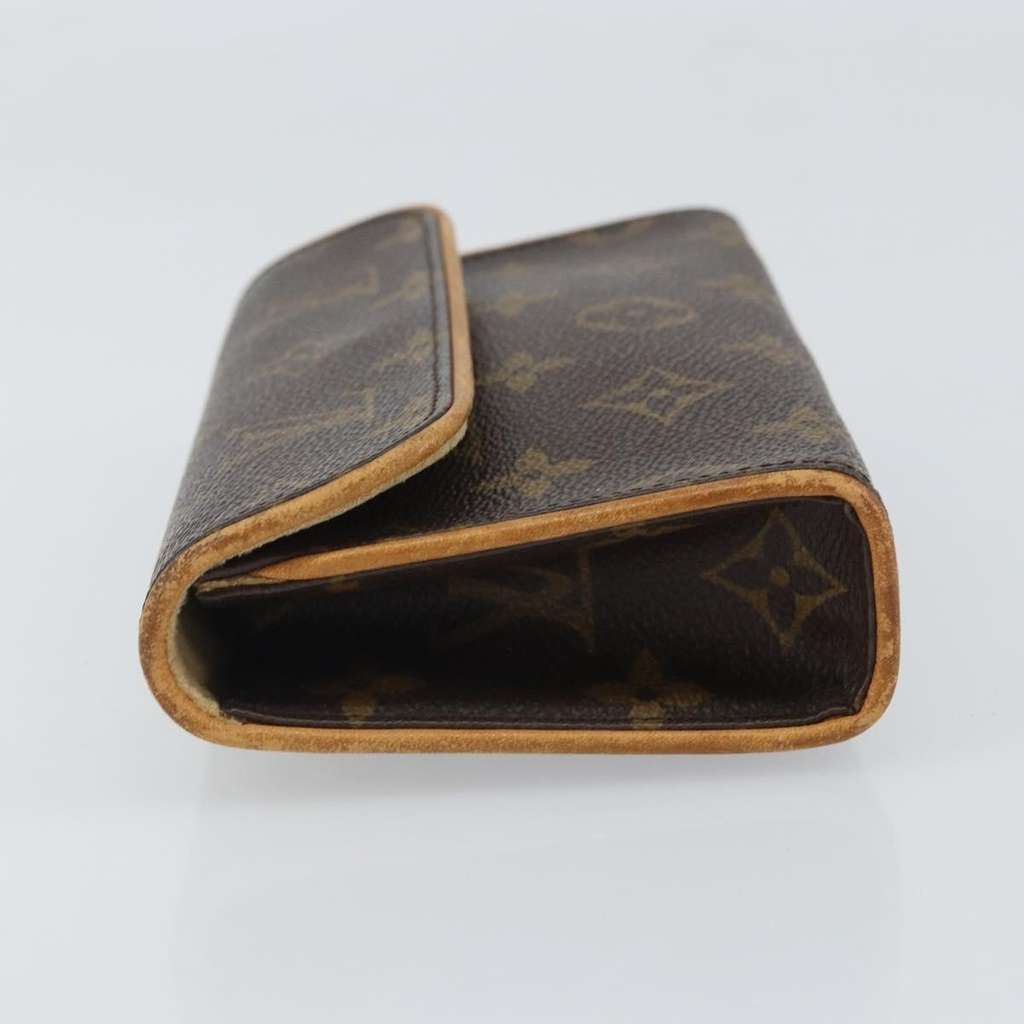Louis Vuitton Florentine Waist Bag Brown Canvas Good condition - Model View