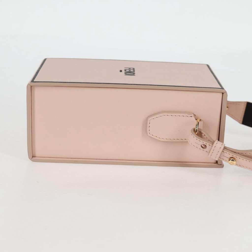Fendi Logo Vertical Box Crossbody Bag Pink Leather Good condition - Model View