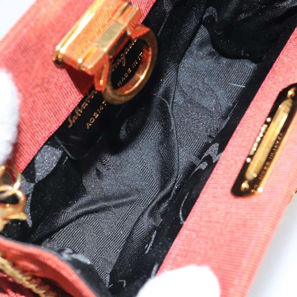 Salvatore Ferragamo Vintage Gancini Chain Shoulder Bag Red Good condition - Box View