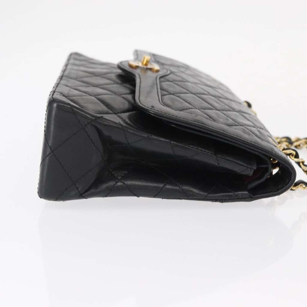Chanel Vintage Two Tone CC Flap Bag Black Leather Good condition - Inside View