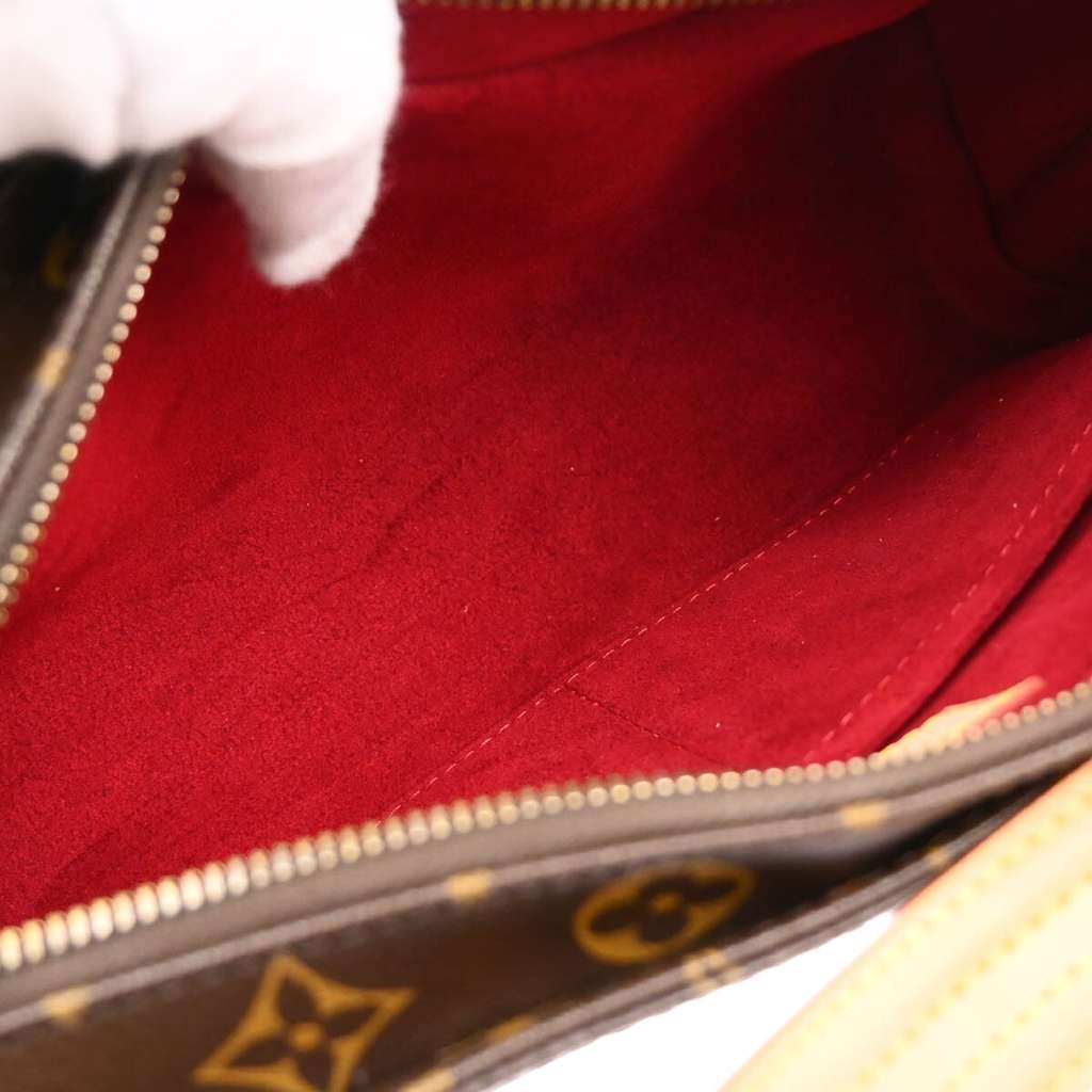 Louis Vuitton Viva Cite Handbag Brown Canvas Good condition - Model View