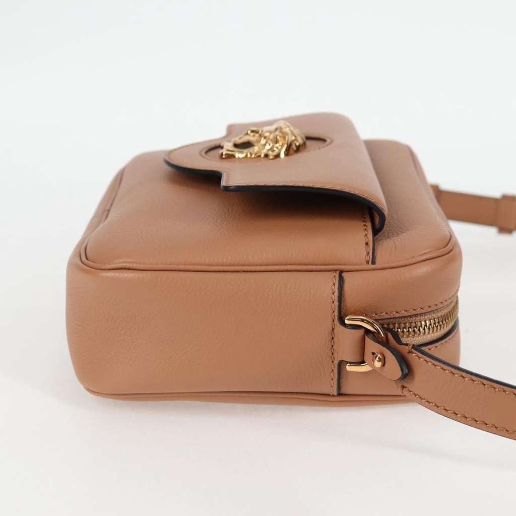 Versace La Medusa Flap Pocket Camera Bag Beige Leather Very good condition - Model View