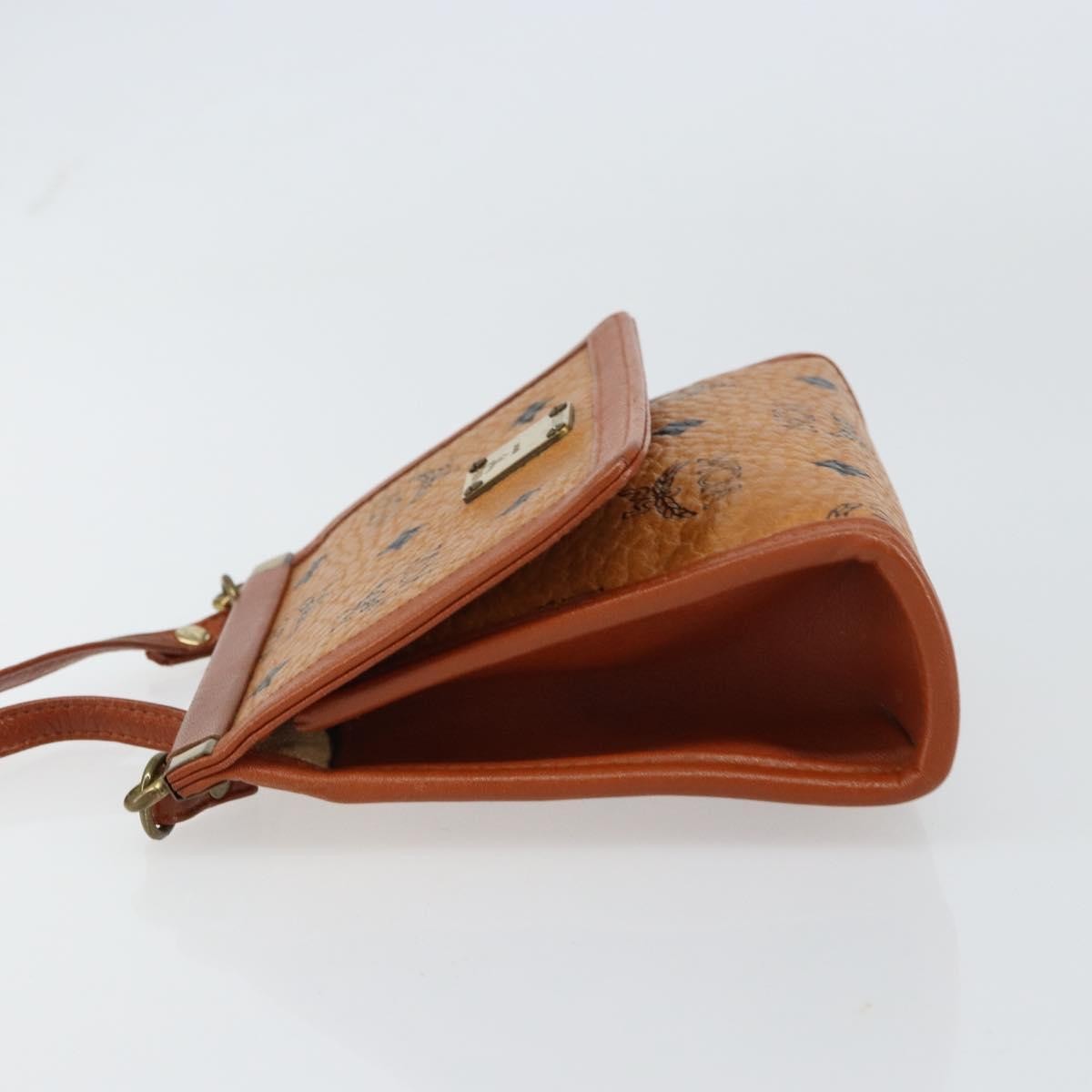 Mcm Visetos Shoulder bag Brown Canvas Good condition - Model View