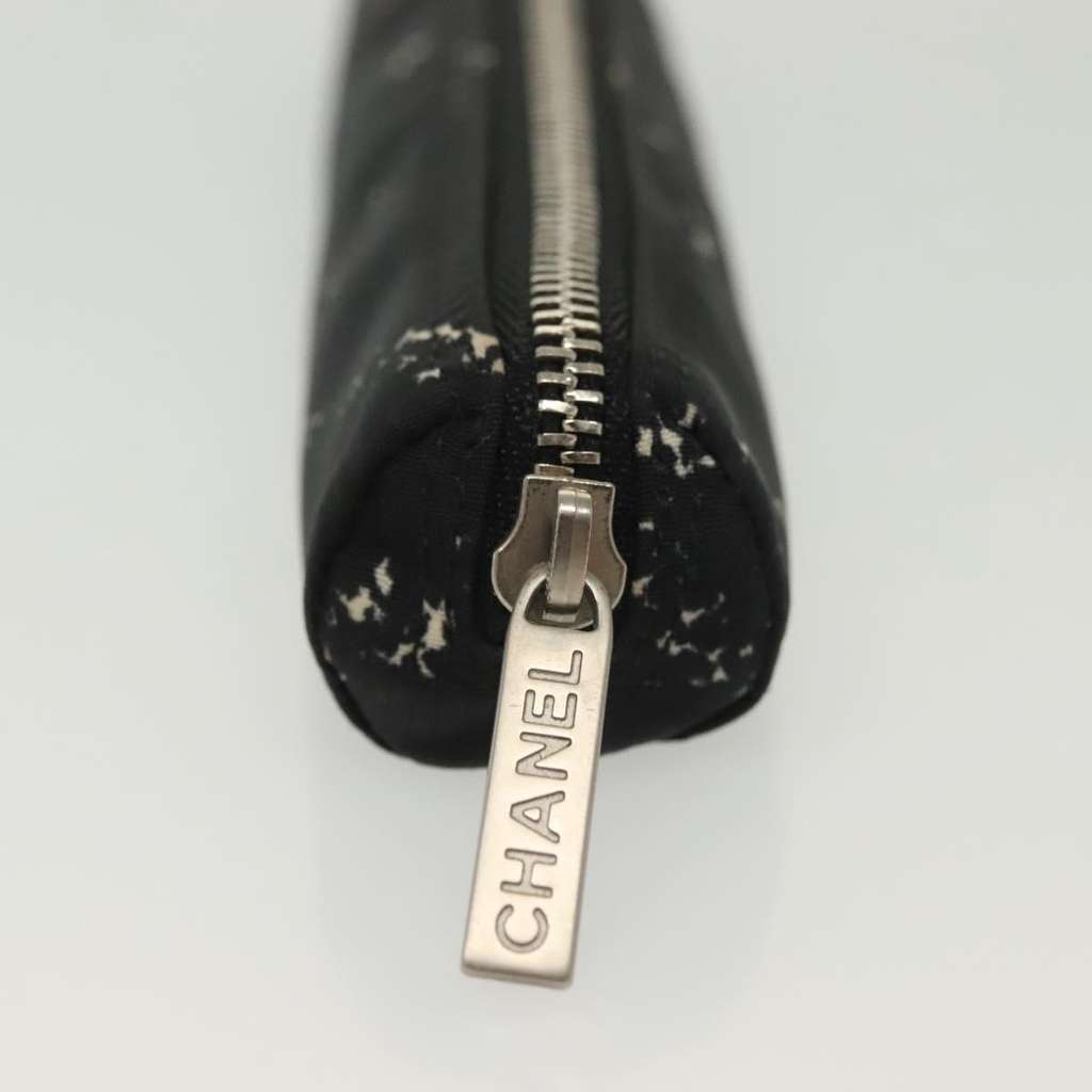 Chanel Travel Line Pen Case Black Good condition - Model View