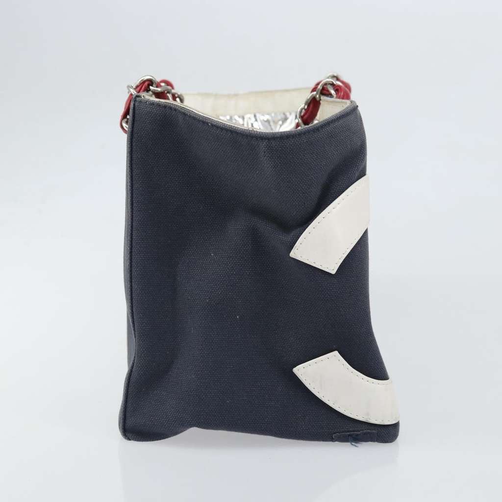 Chanel No.5 Tote Navy Canvas Fair condition - Model View