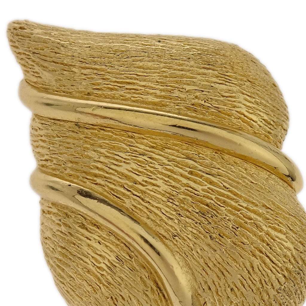 Christian Dior Vintage clip-on earrings Gold Good condition - Back View