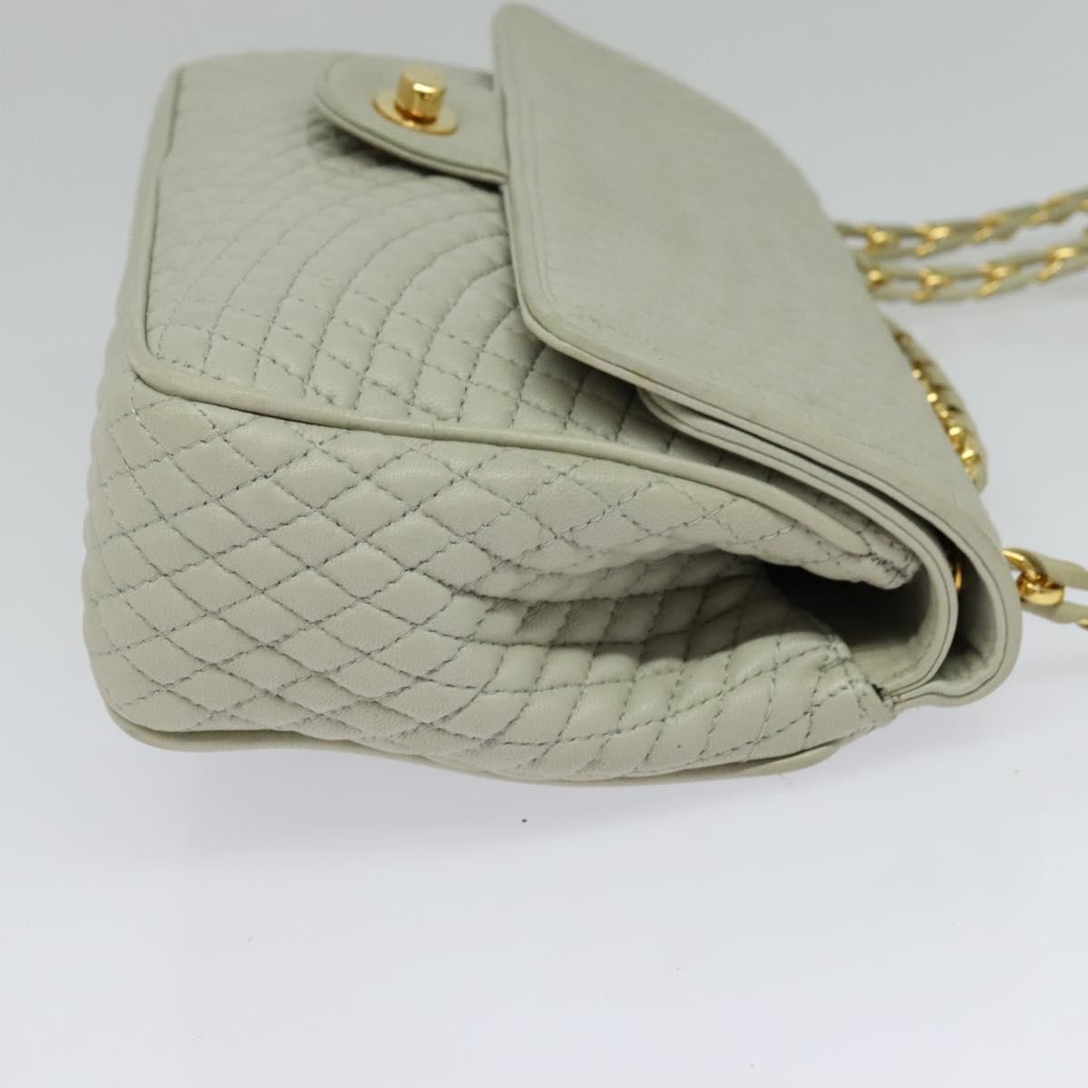 Bally Vintage Chain Shoulder Bag Beige Leather Good condition - Model View