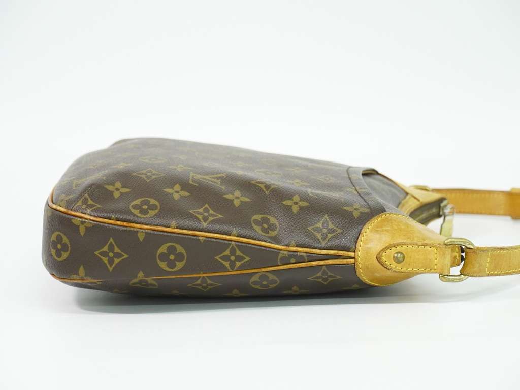 Louis Vuitton Odeon Handbag Brown Canvas Good condition - Model View