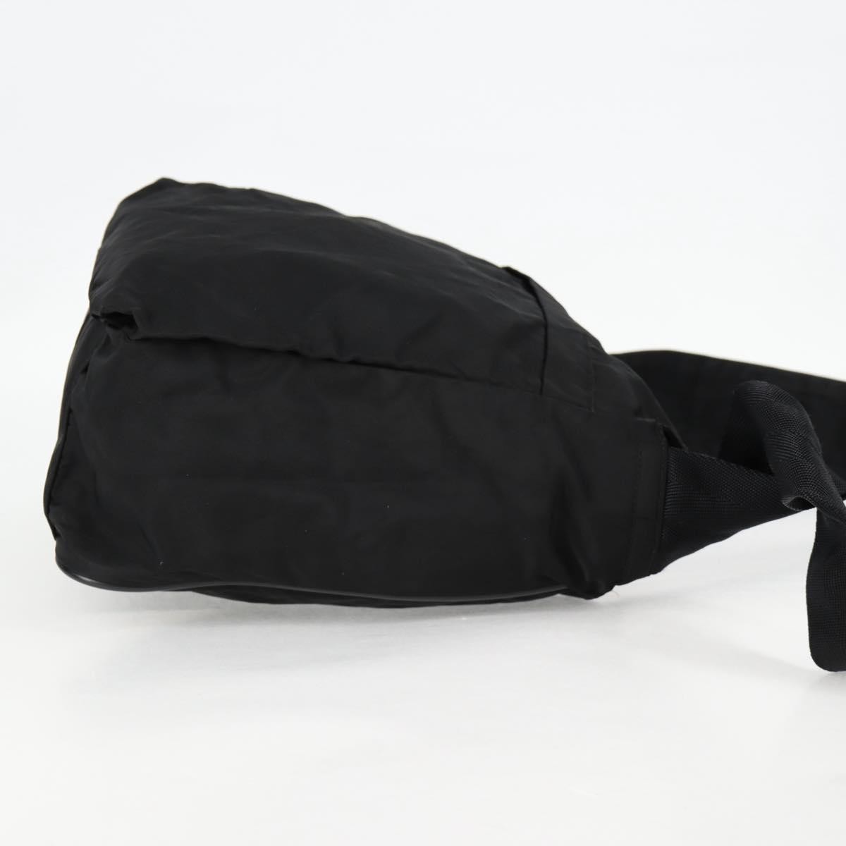 Prada Vintage Shoulder Bag Black Good condition - Model View