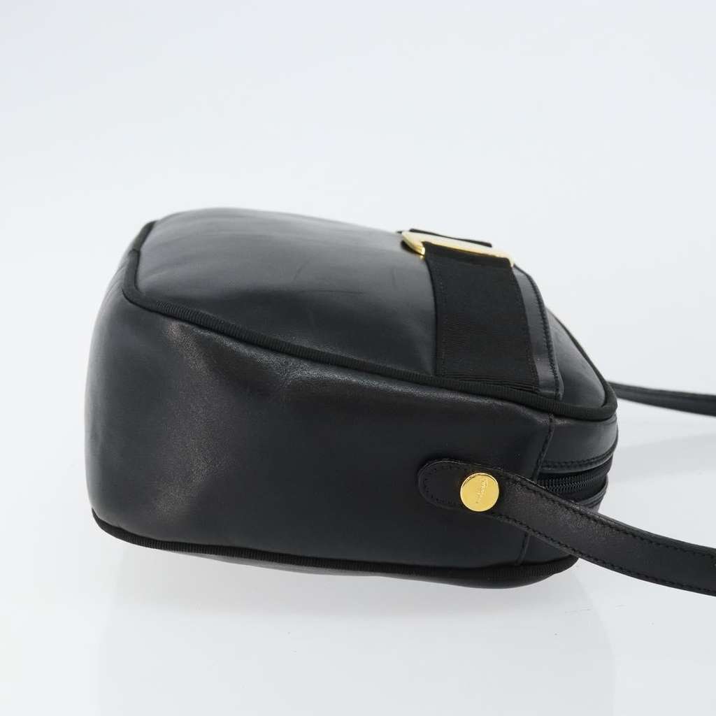 Salvatore Ferragamo Vala Shoulder Bag Black Leather Good condition - Inside View