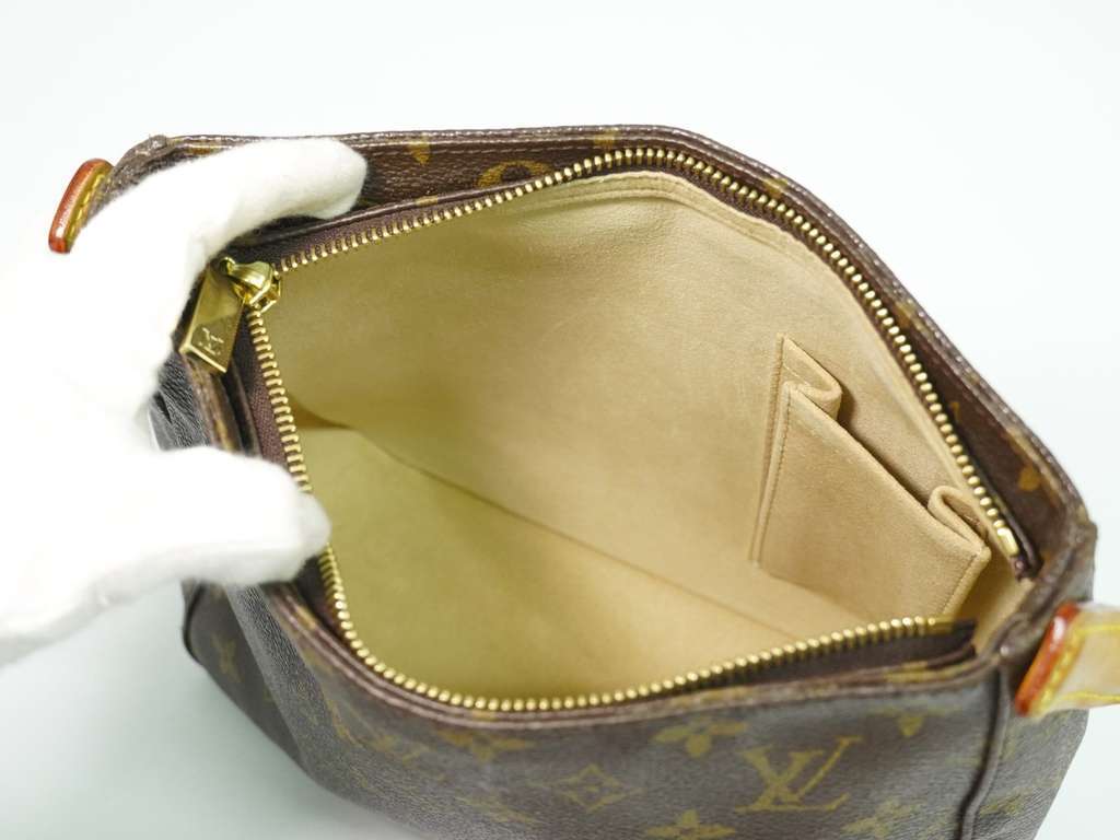 Louis Vuitton Looping Handbag Brown Canvas Good condition - Inside View