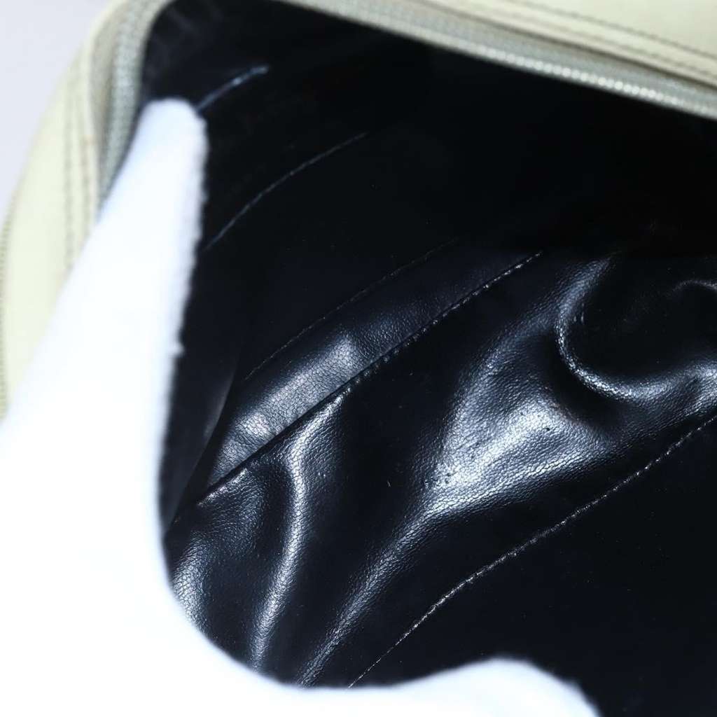 Salvatore Ferragamo Vala Shoulder Bag Green Suede Good condition - Box View