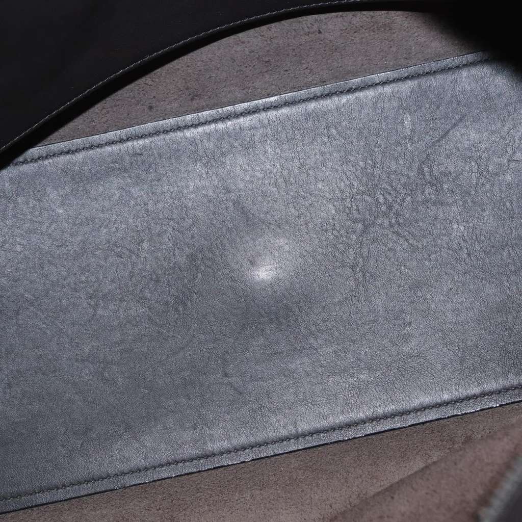 Saint Laurent Monogram Cabas Other Leather Good condition - Box View