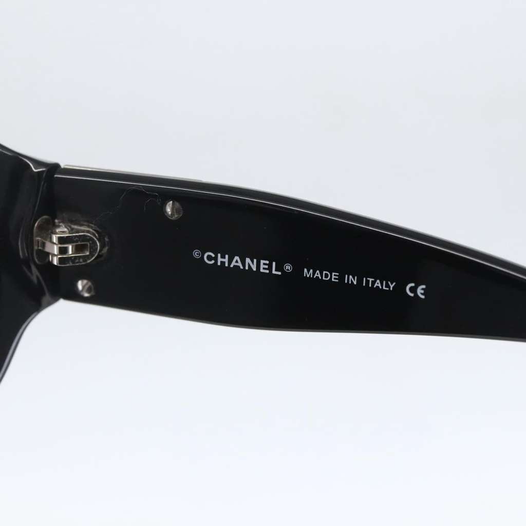 Chanel Logo CC Sunglasses Black Plastic Good condition - Box View
