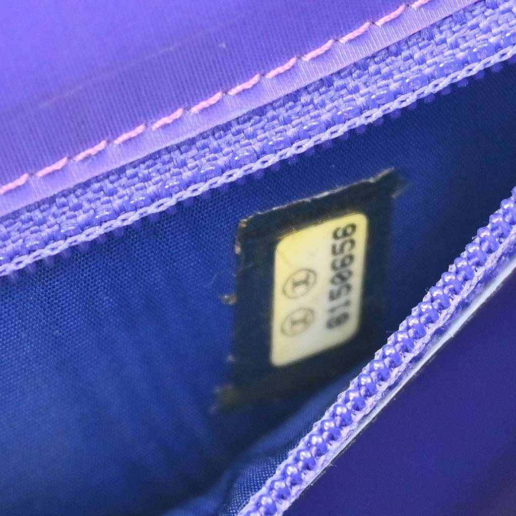 Chanel Vintage Holographic Chain Tote Purple Good condition - Box View
