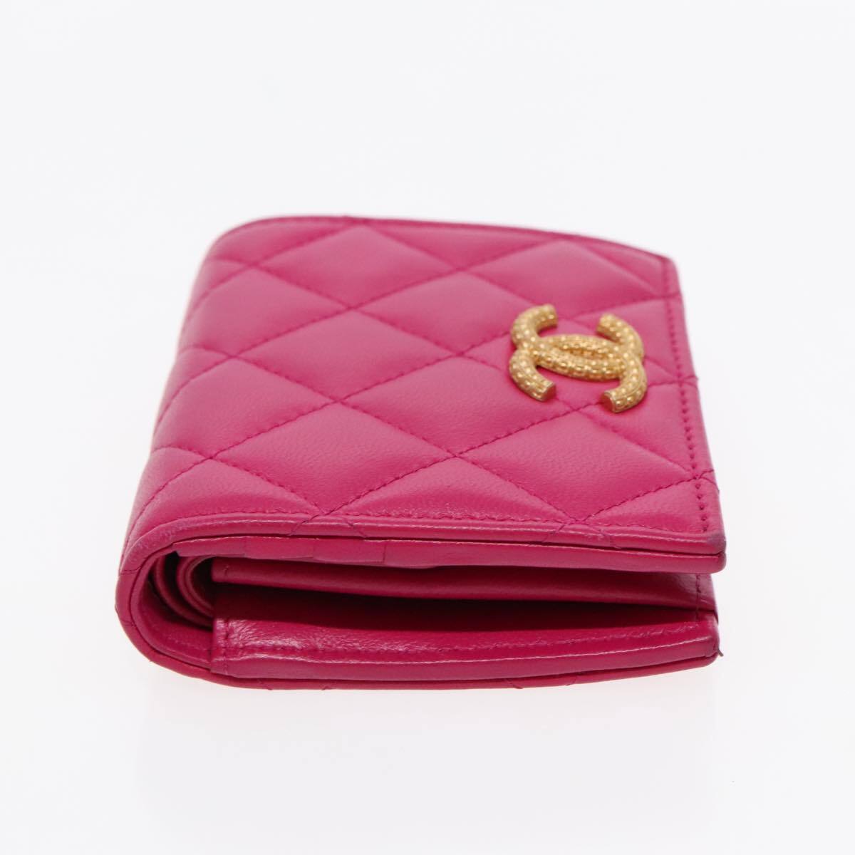 Chanel Textured CC Bifold Wallet Pink Leather Good condition - Inside View