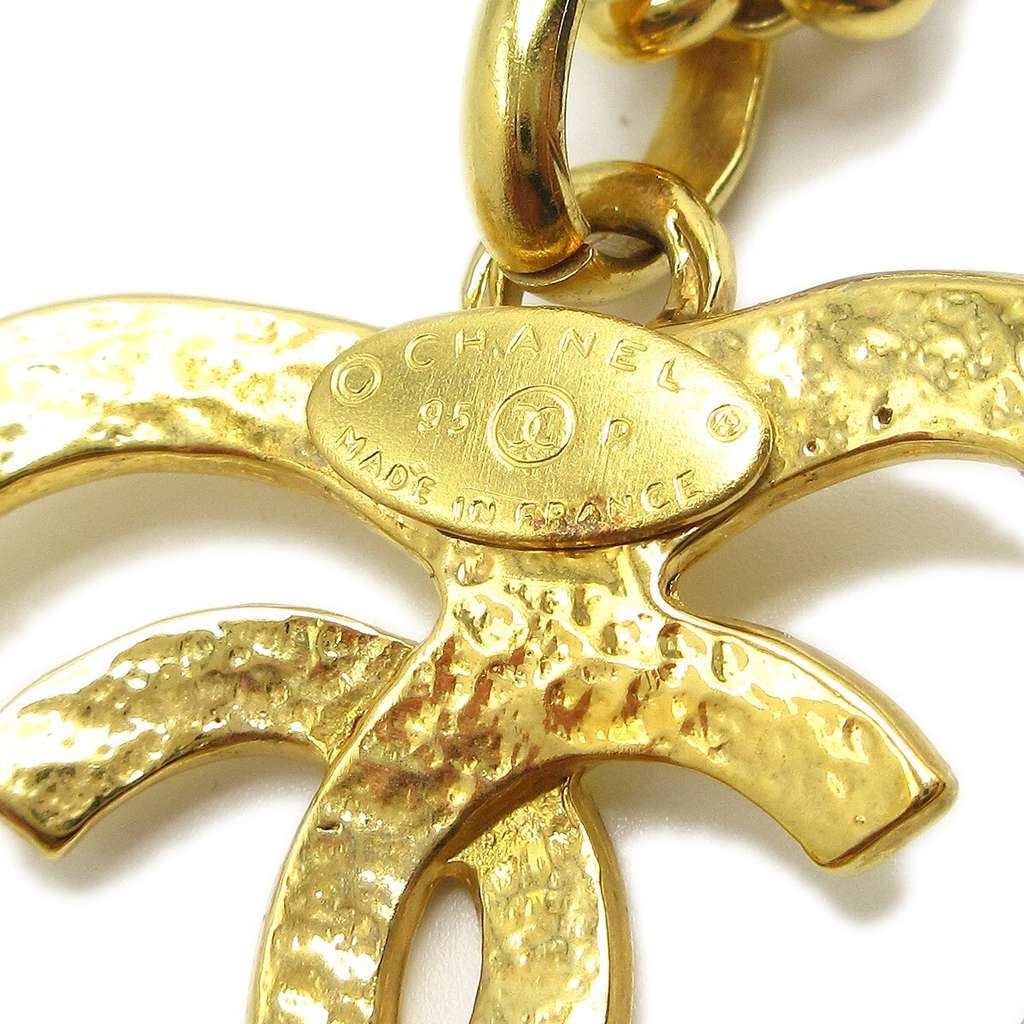 Chanel CC Heart Pendant Necklace Gold Good condition - Inside View