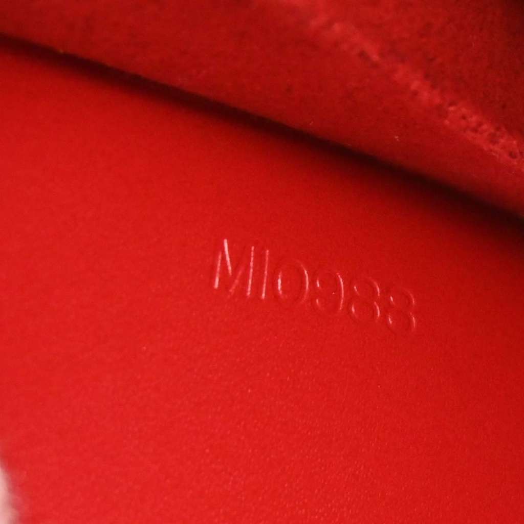 Louis Vuitton Pont Neuf Handbag Red Leather Good condition - Model View