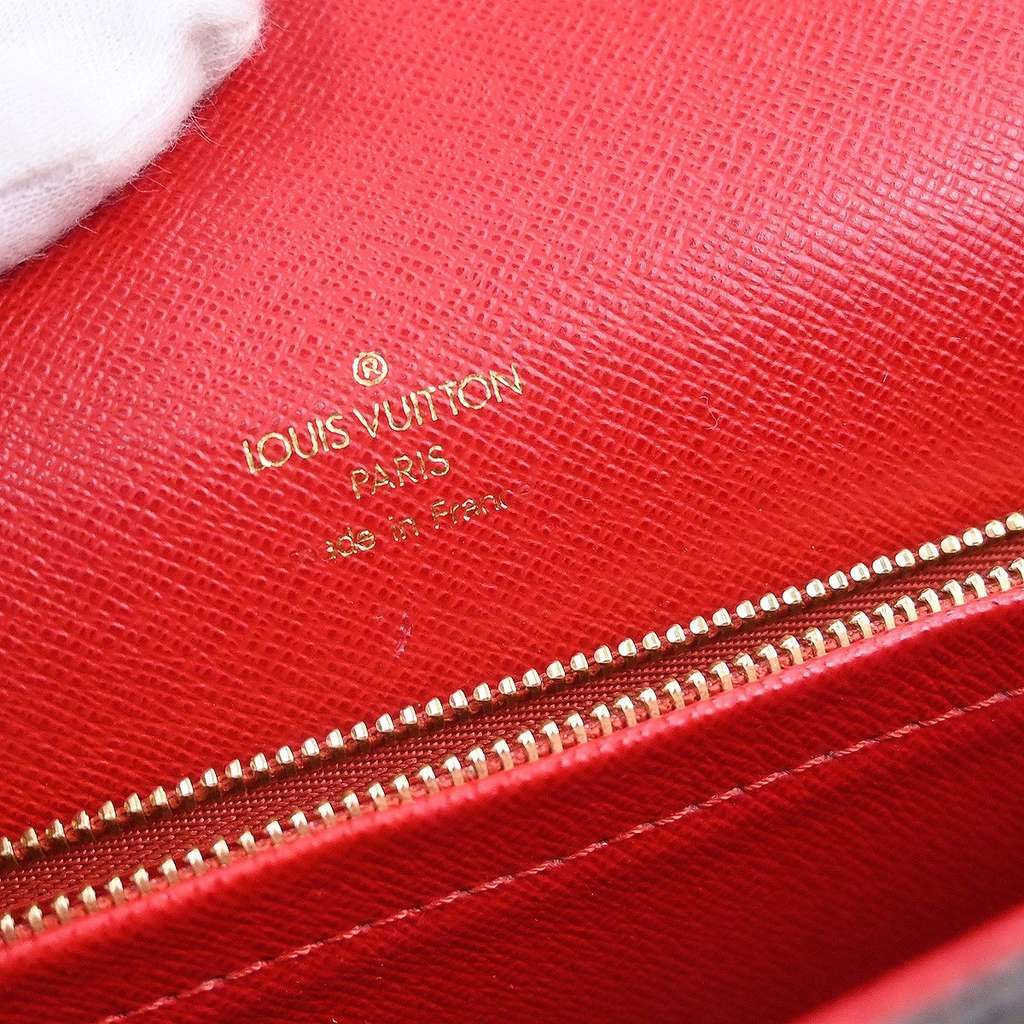 Louis Vuitton Tribeca Handbag Brown Canvas Good condition - Model View