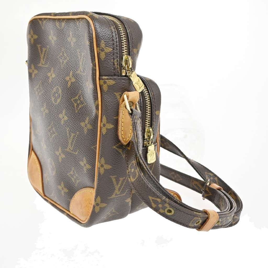 Louis Vuitton Amazone Bag Brown Canvas Good condition - Model View