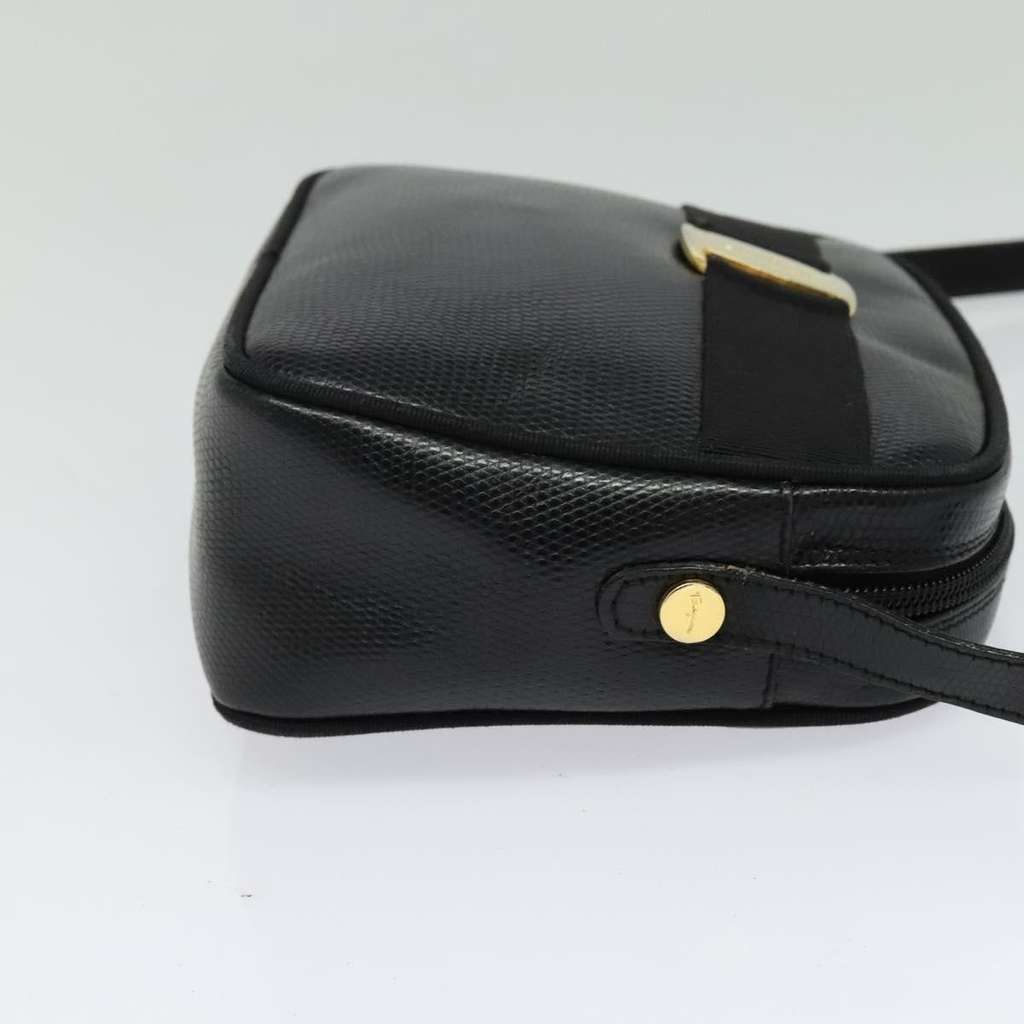 Salvatore Ferragamo Vara Bow camera Shoulder Bag Black Leather Good condition - Model View