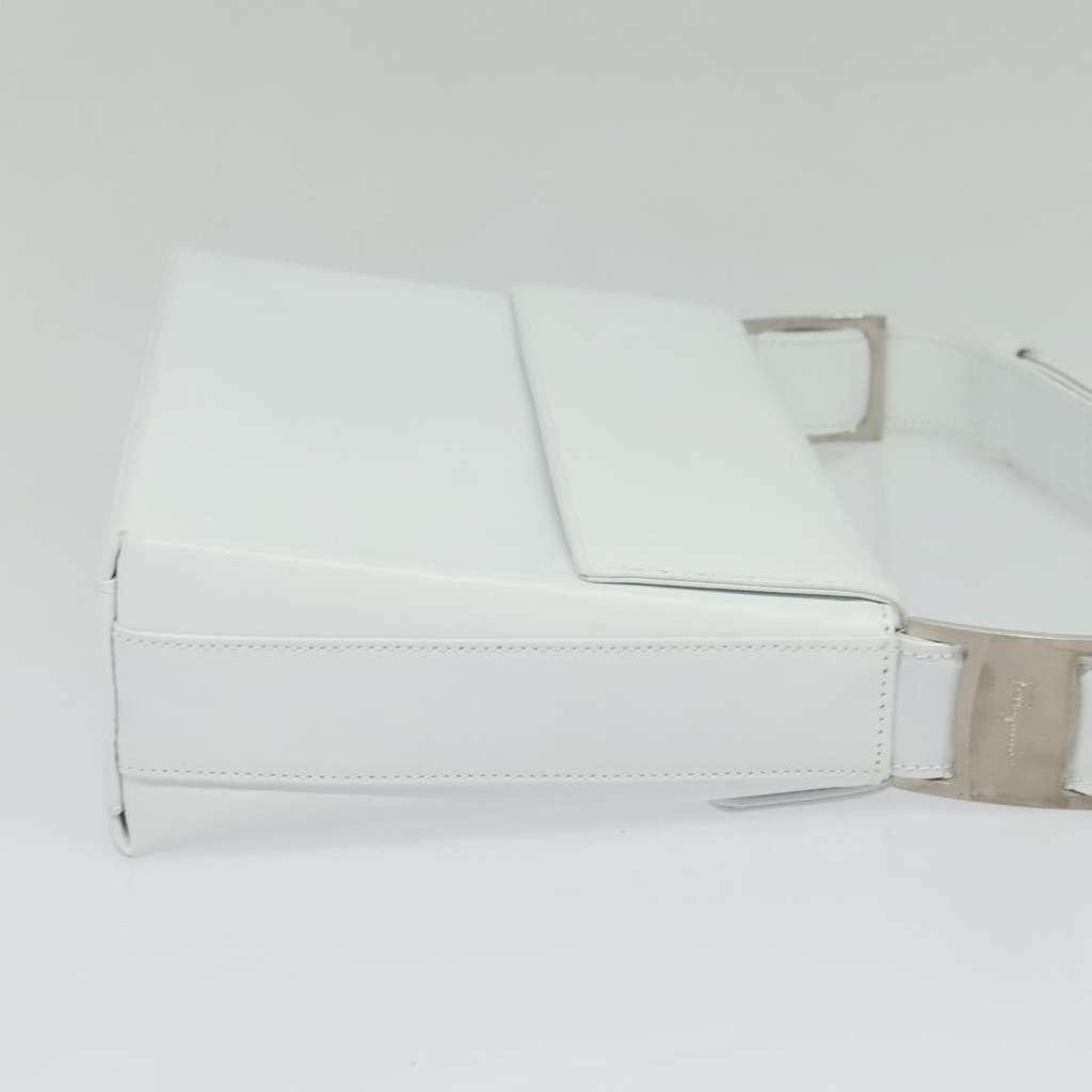Salvatore Ferragamo Vala Shoulder Bag White Leather Good condition - Model View
