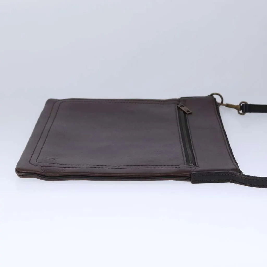 Louis Vuitton Shawnee Messenger Bag Brown Leather Good - Model View
