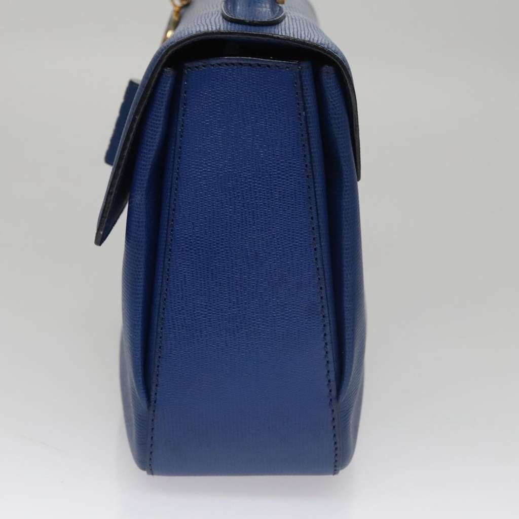 Celine Vintage turn lock shoulder bag Blue Leather Good condition - Model View