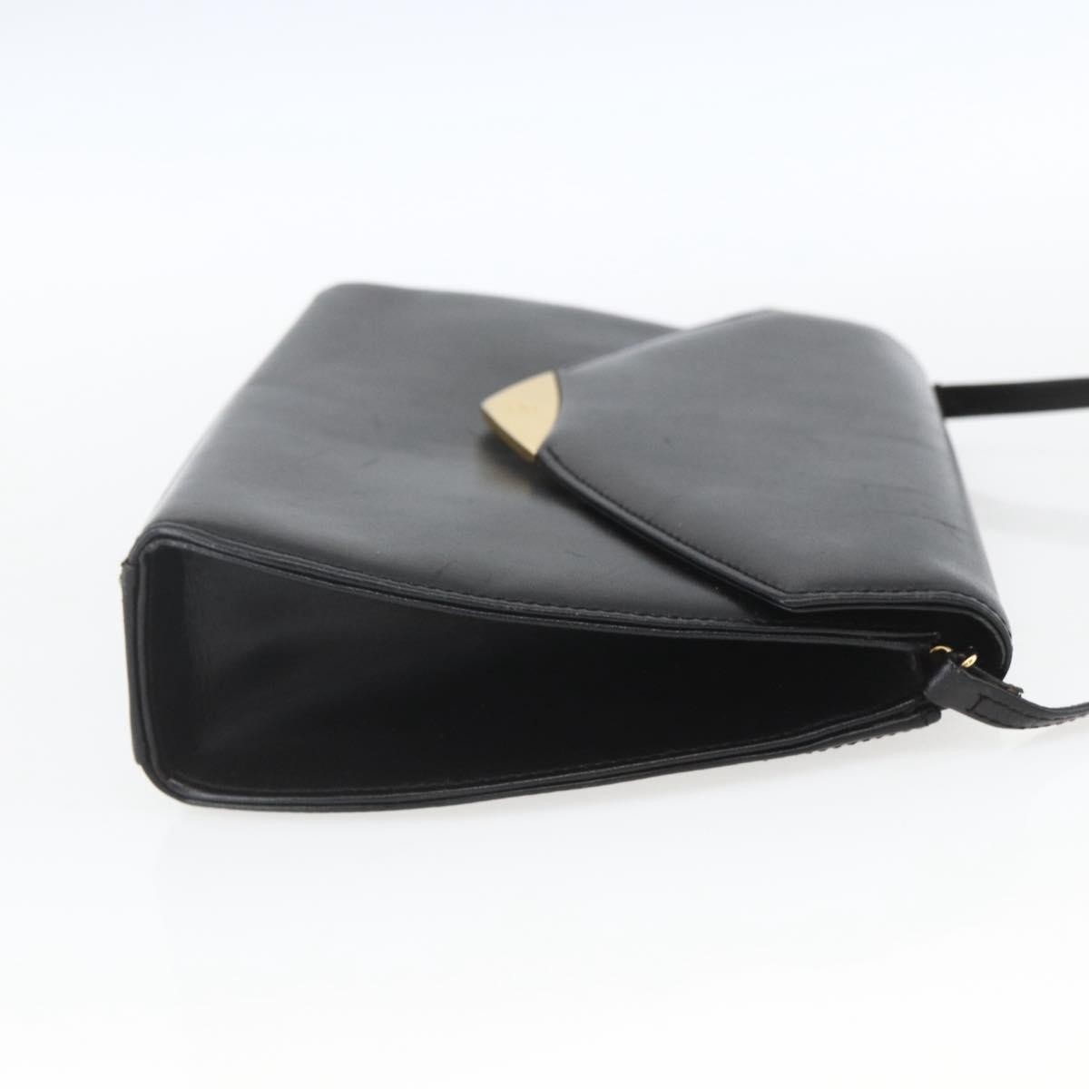 Givenchy Vintage 4G shoulder bag Black Leather Fair condition - Model View