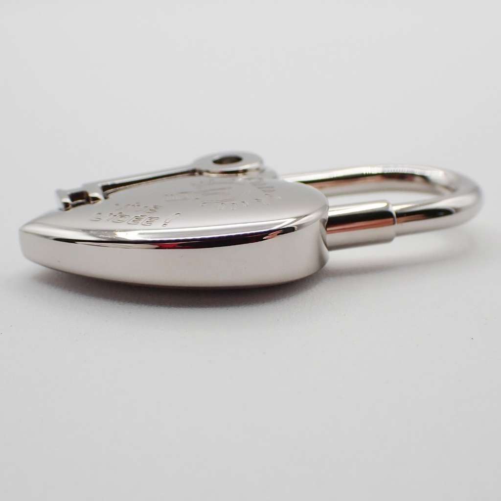 Hermès Annee De La Fantaisie Heart Cadena Lock Charm Silver Good condition - Model View