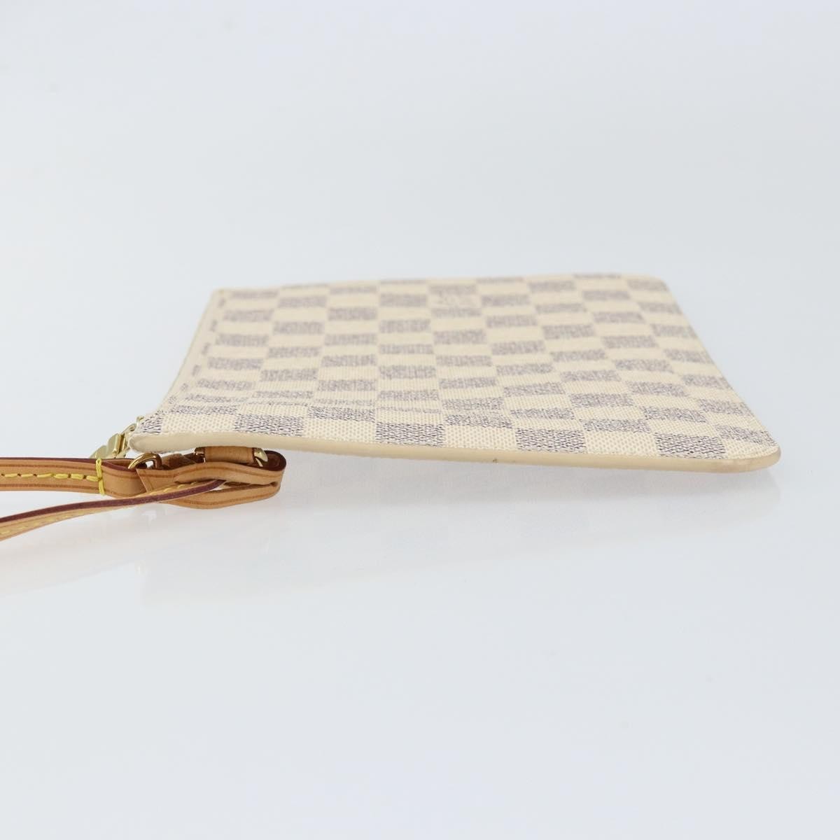 Louis Vuitton Neverfull Pochette White Canvas Good condition - Model View